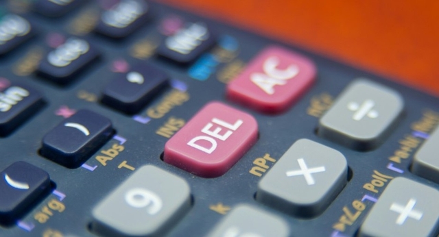 Praca w księgowości – 3 plusy i minusy