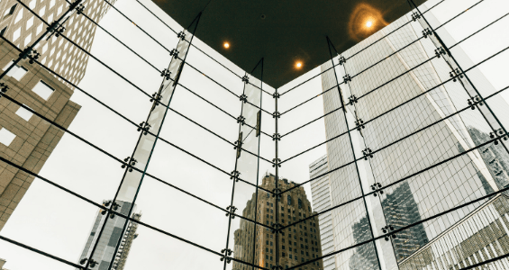 Wczoraj – dziś – jutro. O bankowości, która idzie z duchem czasu