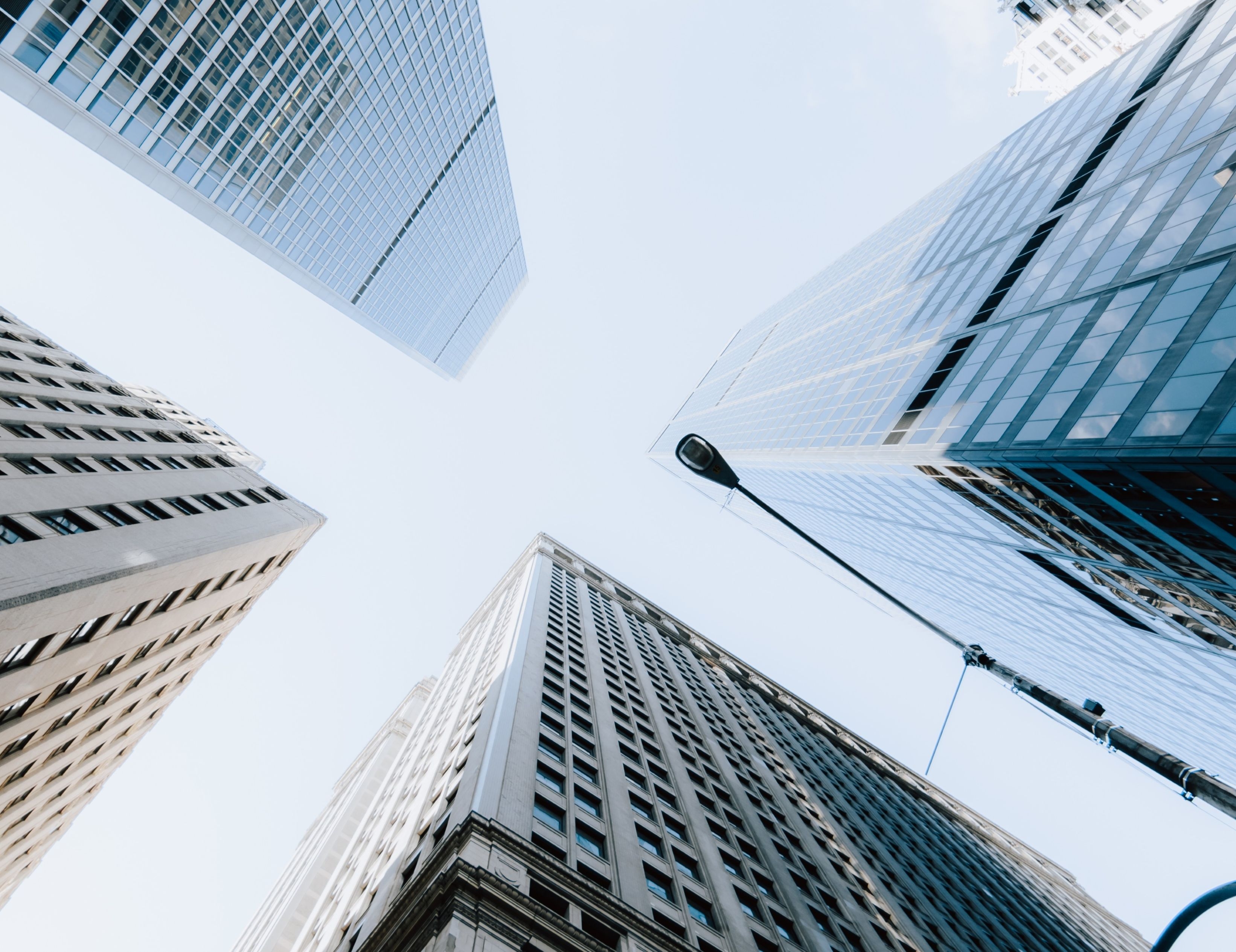 Praca w AML: „To, co robimy, faktycznie oddziałuje na rzeczywistość”. Wywiad z Aleksandrą Chrząstowską